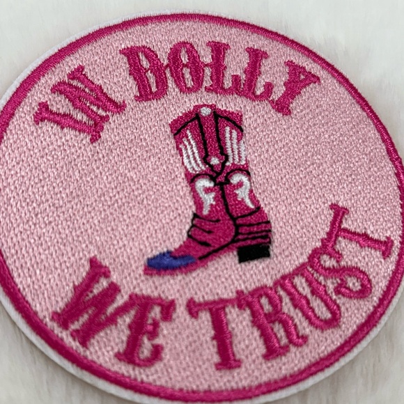 IN DOLLY WE TRUST 🩷 patch - Picture 3 of 7